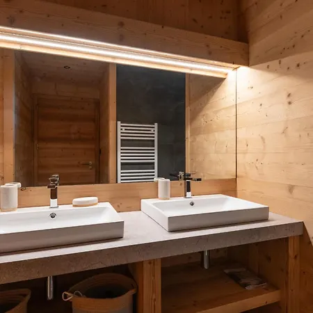 Farnes 800 Brand New Luxury With Panoramic Views Alpesi faház *